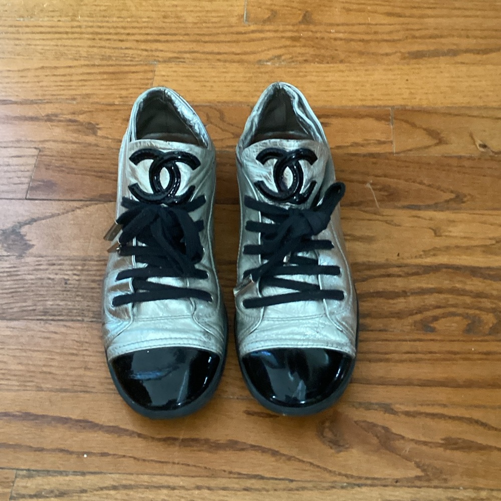 CHANEL Women's Metallic Silver and Black Sneakers 39